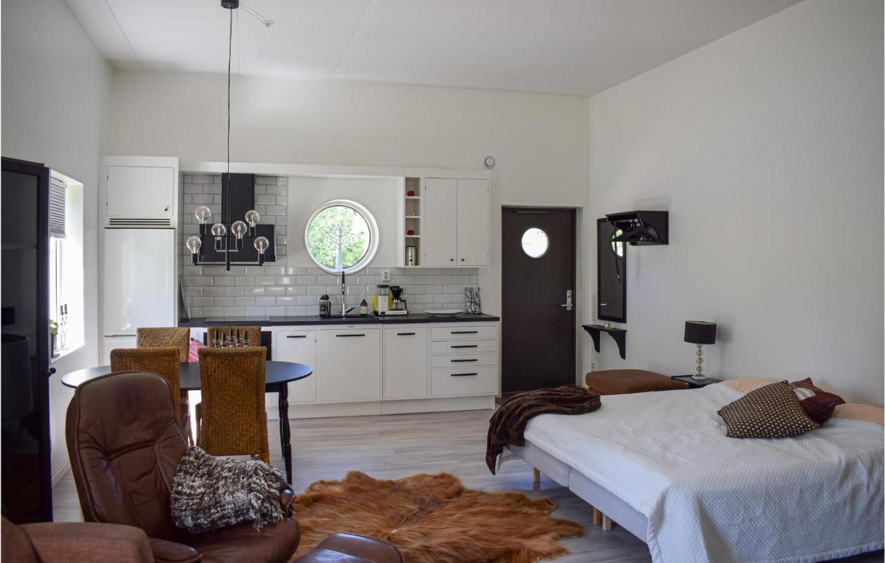 Beautiful Apartment In Lagan With House Sea View Esterno foto
